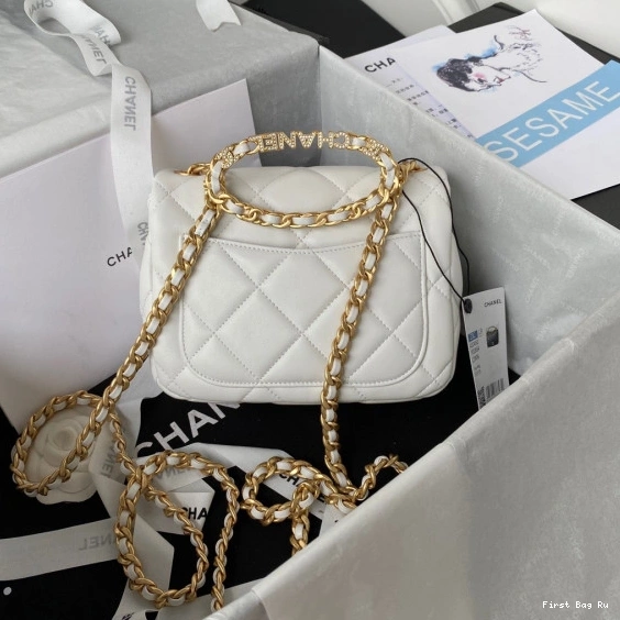First Bag Ru BAG FLAP CHANEL 0822
